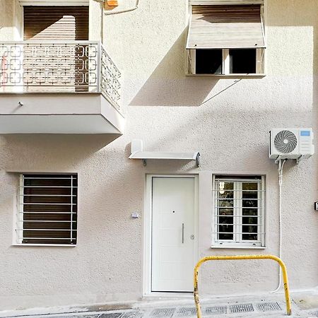 Apartament Valtetsiou Central 50Sqm Apt In Ateny Zewnętrze zdjęcie