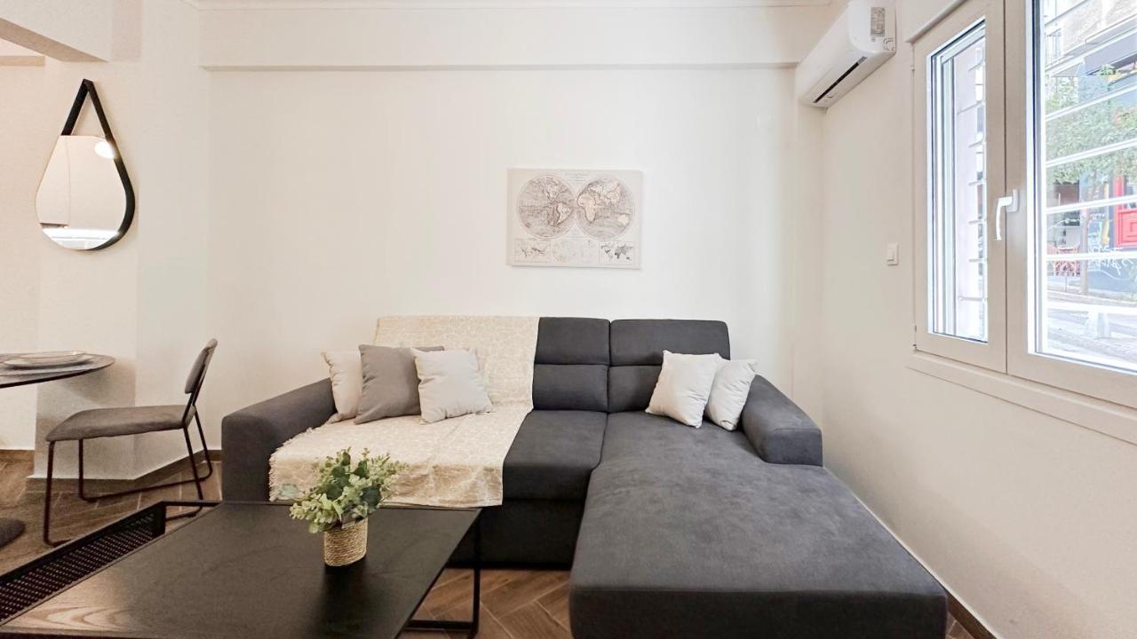 Apartament Valtetsiou Central 50Sqm Apt In Ateny Zewnętrze zdjęcie